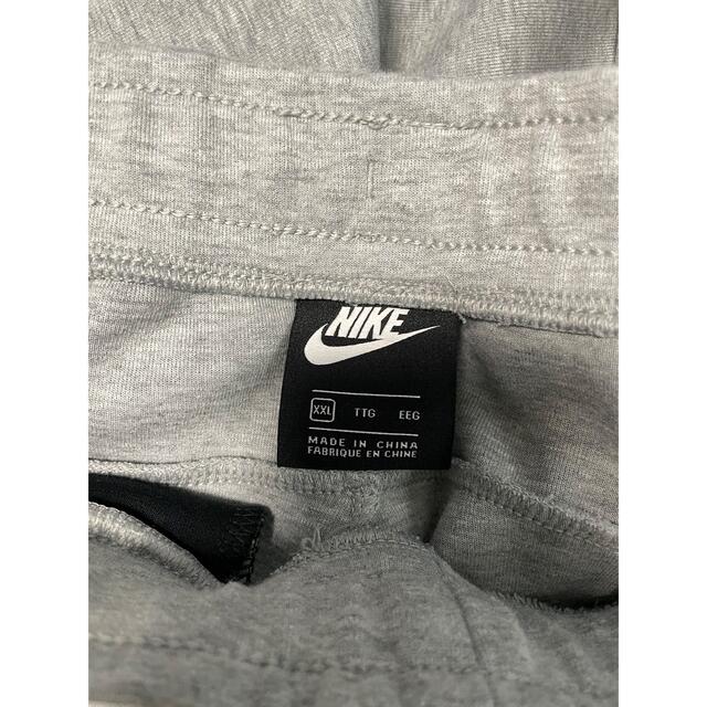 NIKE(ナイキ)のNIKE テックフリース パンツ　XXL グレー メンズのパンツ(サルエルパンツ)の商品写真