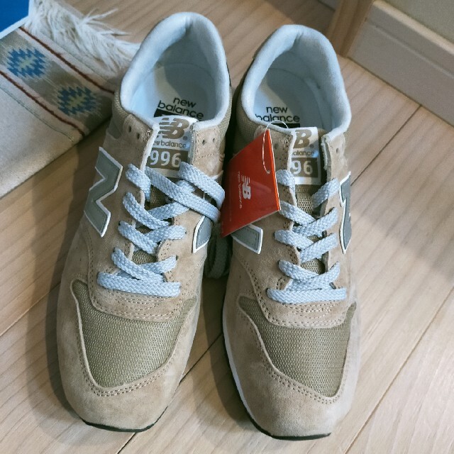 ニューバランス 996 新品未使用 ベージュ | www.thestyledhouse.com.au