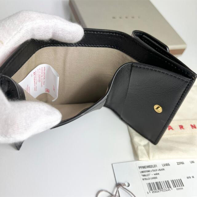 好評定番 Marni ミニ 財布の通販 by nami's shop|マルニならラクマ - 直営店購入Marni 三つ折り 高品質新作