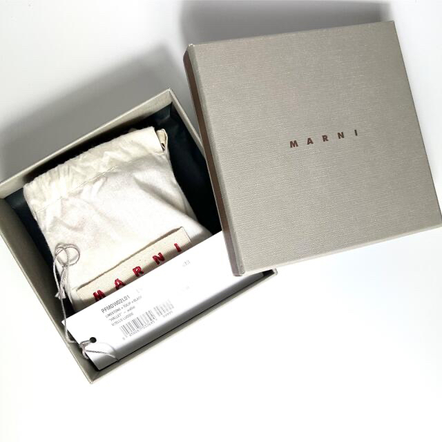 好評定番 Marni ミニ 財布の通販 by nami's shop|マルニならラクマ - 直営店購入Marni 三つ折り 高品質新作