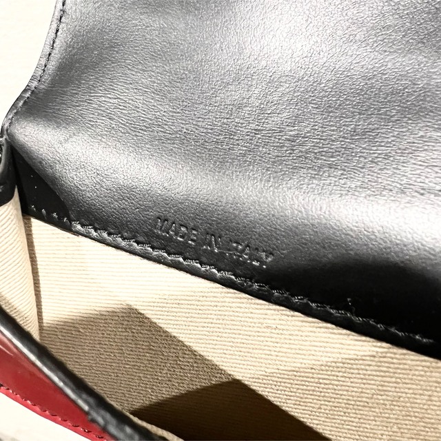 好評定番 Marni ミニ 財布の通販 by nami's shop|マルニならラクマ - 直営店購入Marni 三つ折り 高品質新作