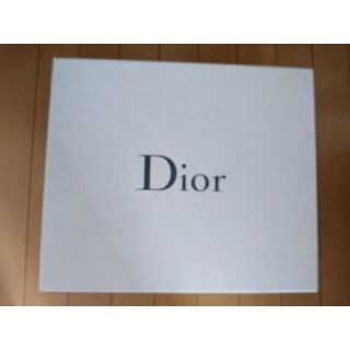 ディオール(Dior)のディオール　Dior　箱　大箱(ラッピング/包装)