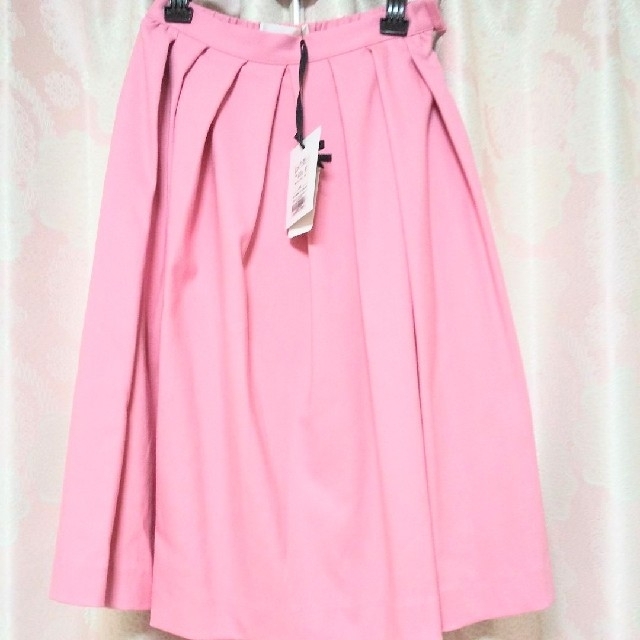 Nina mew(ニーナミュウ)のnina mew ニーナミュウ ピンク フレア スカート レディースのスカート(ひざ丈スカート)の商品写真