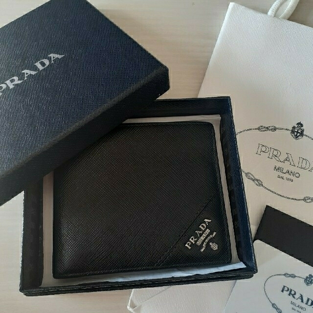 【売約済】プラダ☆PRADA 二つ折り財布 ☆ミニウォレット☆サフィアーノ