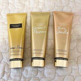 ヴィクトリアズシークレット(Victoria's Secret)の新品　3本セットVICTORIA'S SECRET フレグランスローション(ボディローション/ミルク)