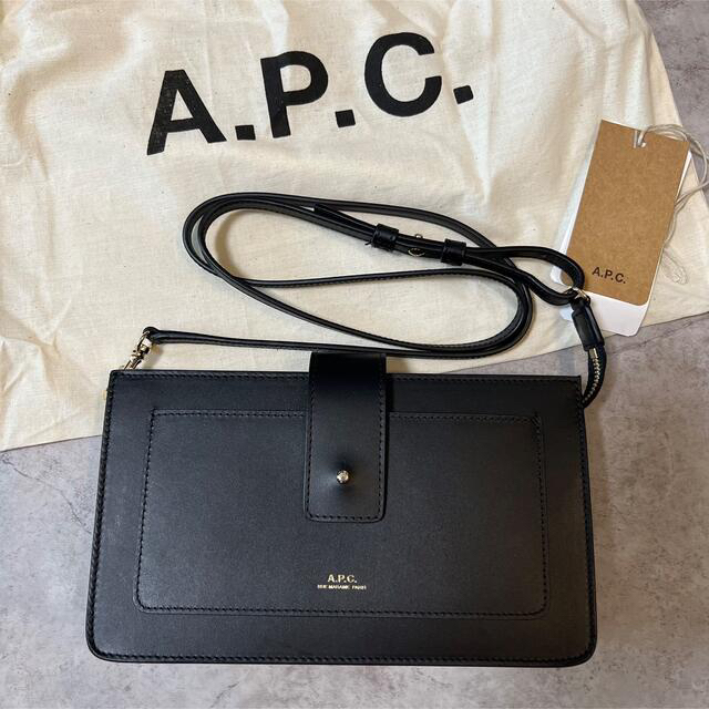 新品未使用　APC クラッチバッグ