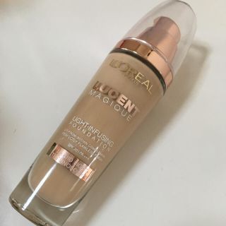 ロレアルパリ(L'Oreal Paris)のロレアル ルーセントマジック(ファンデーション)