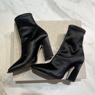 ジミーチュウ(JIMMY CHOO)のJIMMY CHOO ショートブーツ　スクエアトゥ(ブーツ)