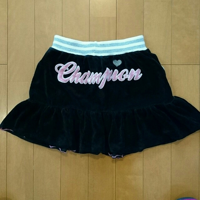 Champion(チャンピオン)のチャンピオン140☆ベロアスカート キッズ/ベビー/マタニティのキッズ服女の子用(90cm~)(スカート)の商品写真