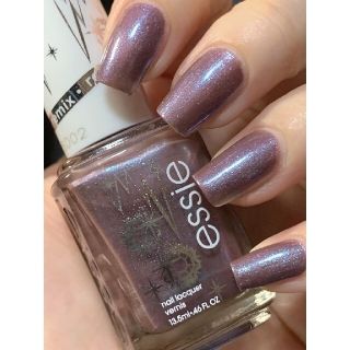 エッシー(Essie)のessie  1614   Below Zero(マニキュア)