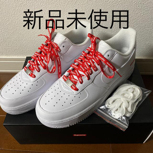 Supreme × Nike Air Force 1 Low 27.5