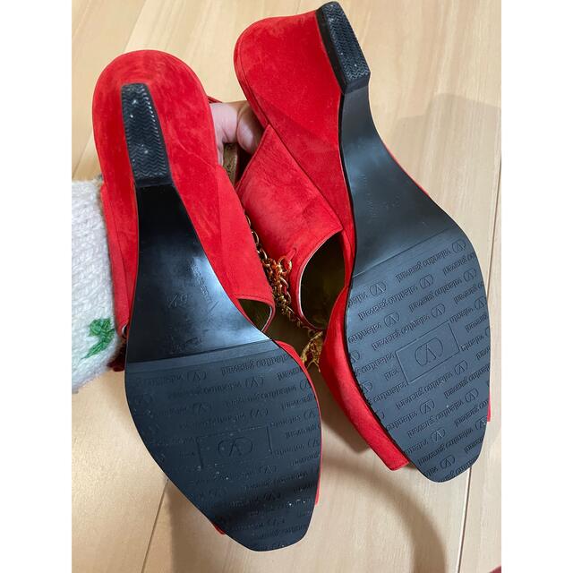 valentino garavani(ヴァレンティノガラヴァーニ)のヴァレンチノ　ゴージャス　サンダル　5 1/2 装飾 レディースの靴/シューズ(サンダル)の商品写真
