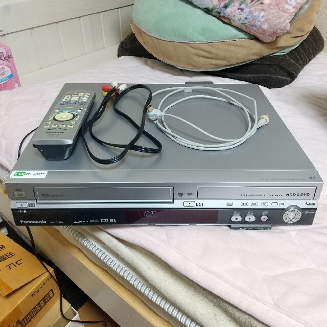 Panasonic(パナソニック)のPanasonic VHS一体型DVDレコーダー 美品 スマホ/家電/カメラのテレビ/映像機器(DVDレコーダー)の商品写真