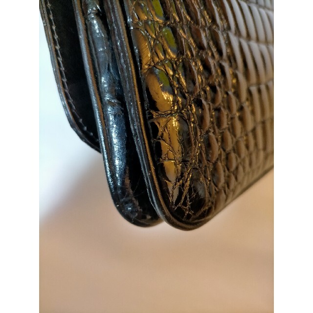 KAIYO 海洋　クロコダイル　ブラック×ゴールド金具 レディースのバッグ(クラッチバッグ)の商品写真
