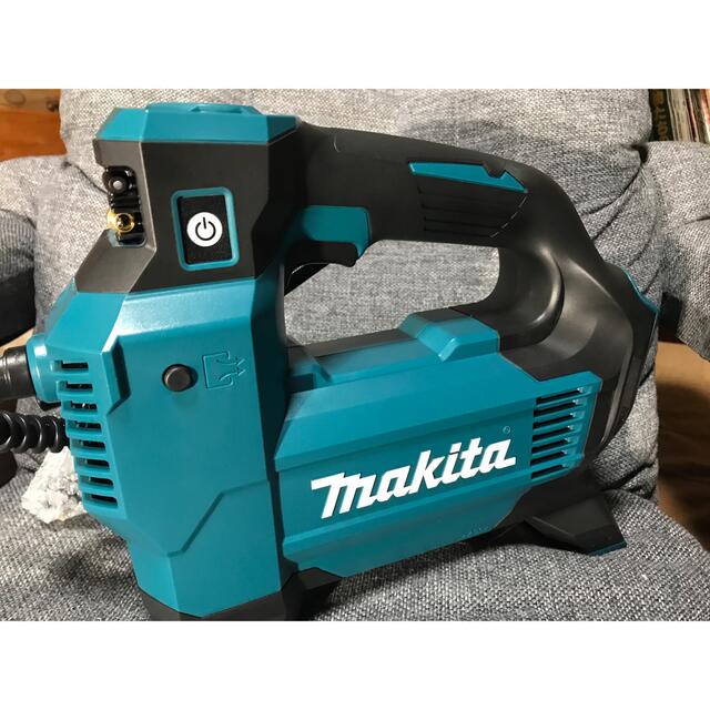 Makita(マキタ)の新品未開封　マキタ充電式空気入れ　MP181DZ 18V 本体のみ スポーツ/アウトドアの自転車(工具/メンテナンス)の商品写真