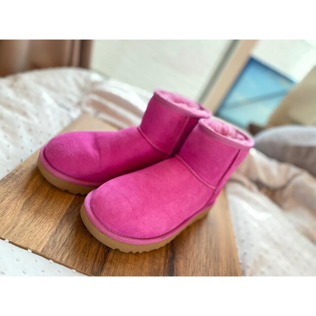 UGG(アグ)のUGG ムートンブーツ レディースの靴/シューズ(ブーツ)の商品写真