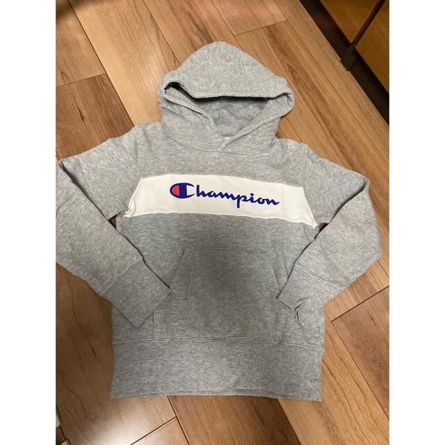 Champion(チャンピオン)のチャンピオンパーカー　140センチ キッズ/ベビー/マタニティのキッズ服女の子用(90cm~)(Tシャツ/カットソー)の商品写真