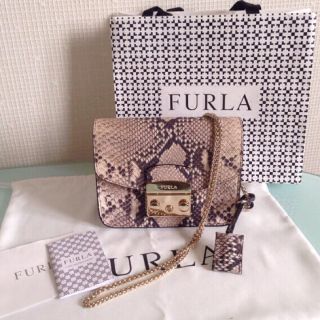 フルラ(Furla)のFURLA フルラ 2016新作 メトロポリス パイソン柄ダークベージュ(ショルダーバッグ)