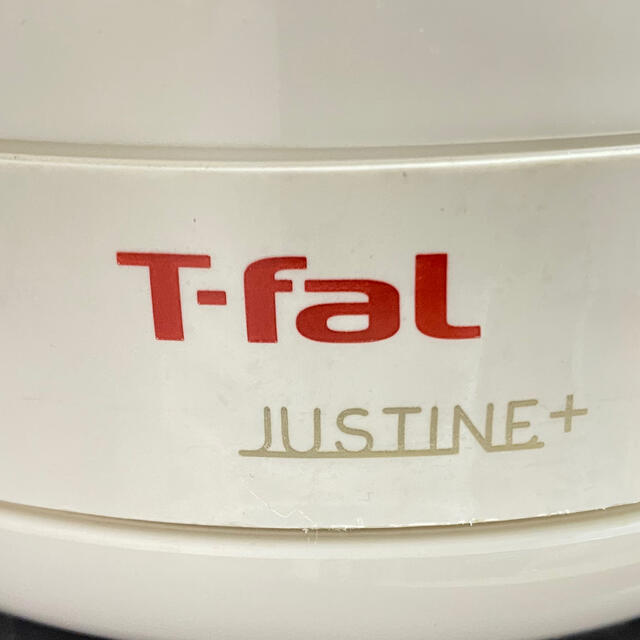 T-fal(ティファール)のティファール 電気ケトル JUSTINE+ インテリア/住まい/日用品のキッチン/食器(調理道具/製菓道具)の商品写真