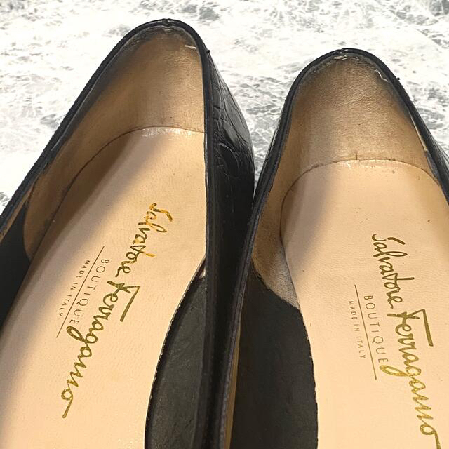 Salvatore Ferragamo(サルヴァトーレフェラガモ)の【状態良好】大人気！SalvatoreFerragamo クロコ柄ヴェラ レディースの靴/シューズ(ハイヒール/パンプス)の商品写真