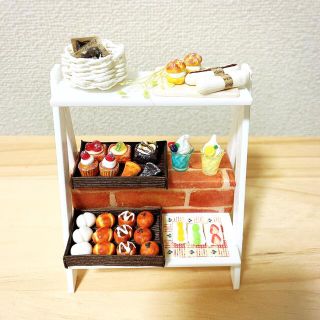 No.66 ミニチュアベーカリー  棚ごとセット　ブライス　ドールハウス (ミニチュア)