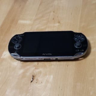 プレイステーションヴィータ(PlayStation Vita)のPlayStation VITA(携帯用ゲーム機本体)