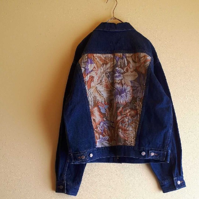 古着屋 vintage オーバーサイズ バック花柄 パッチワーク Gジャンの