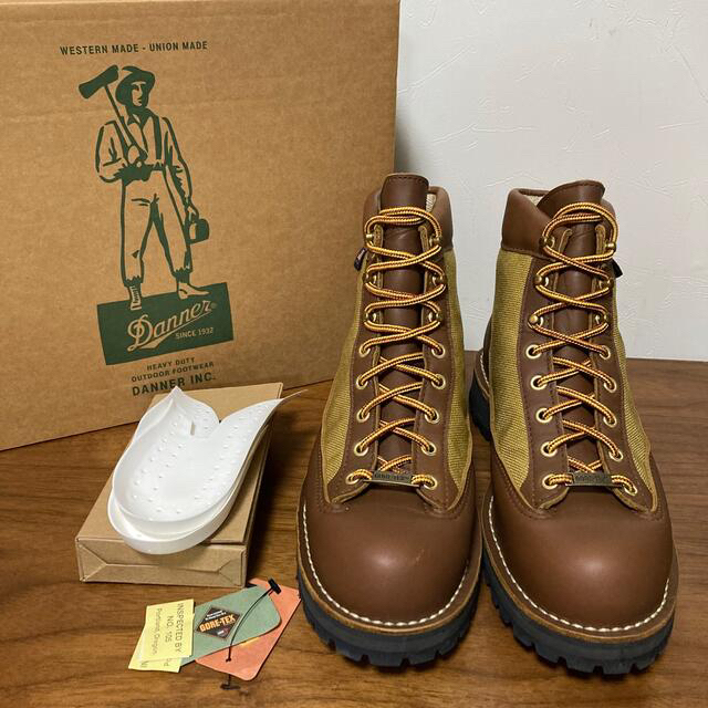 Danner - 極美品 ダナーライト 8.5EE 30440 カーキ ゴアテックス