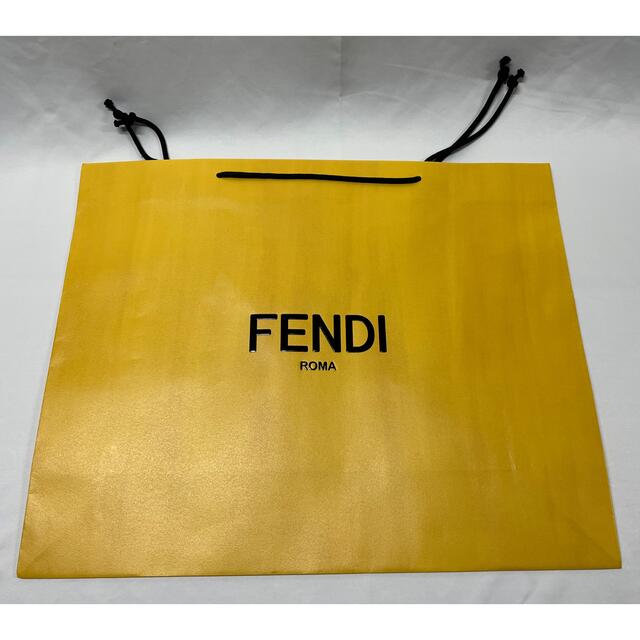 ❤️赤字出品❤️FENDIパーカー新品未使用