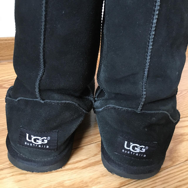 UGG(アグ)のUGG ブラックムートン W7 レディースの靴/シューズ(ブーツ)の商品写真