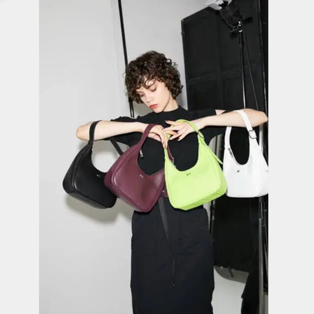 公式ショップ MICHI x SLY PUFFER HEART バッグ i9tmg.com.br