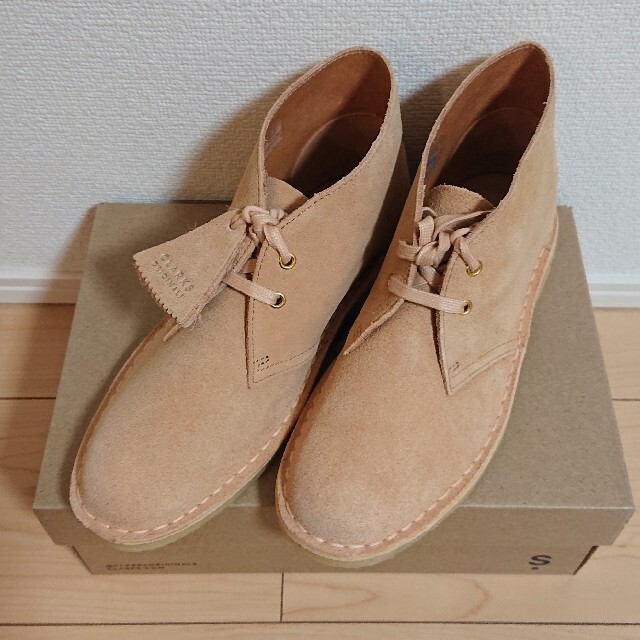 24.5cm 新品 CLARKS クラークス デザートブーツ ベージュサイズUK55245cm