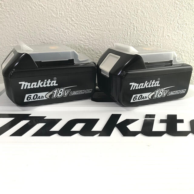 Makita(マキタ)の☆makita   新品未使用　純正品　BL1860B  18V  バッテリー☆ スポーツ/アウトドアの自転車(工具/メンテナンス)の商品写真