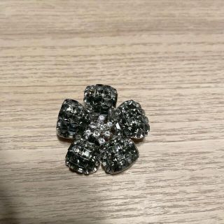 フォクシー(FOXEY) ブローチ/コサージュ(グレー/灰色系)の通販 44点 フォクシー(FOXEY) ブローチ/コサージュ(グレー/灰色系)の通販 44点