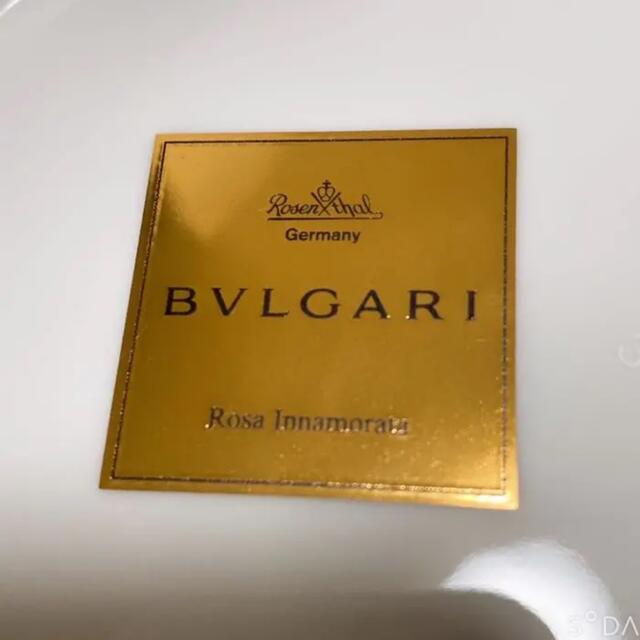 BVLGARI(ブルガリ)の【未使用】ブルガリ×ローゼンタール バラ柄 薔薇 絵皿 プレート インテリア/住まい/日用品のキッチン/食器(食器)の商品写真