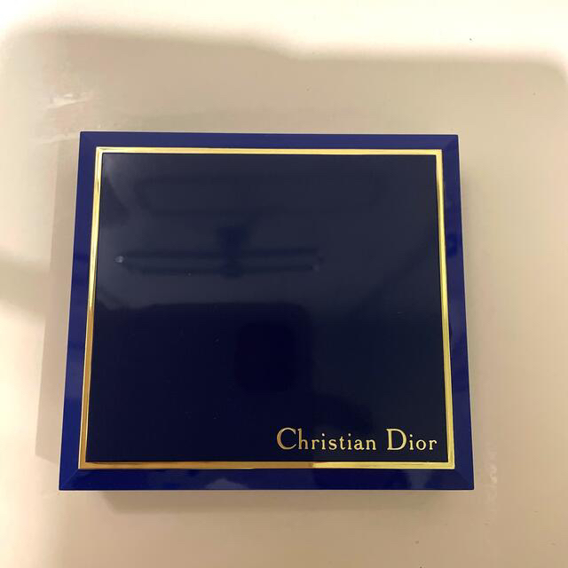 Christian Dior(クリスチャンディオール)のクリスチャンディオール　パレット コスメ/美容のキット/セット(コフレ/メイクアップセット)の商品写真