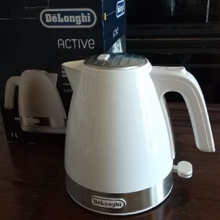 デロンギ(DeLonghi)のデロンギ アクティブ電気ケトル(電気ケトル)