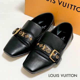 ルイヴィトン(LOUIS VUITTON)の3552 ヴィトン ロゴ レザー ローファー フラットシューズ 黒(ローファー/革靴)