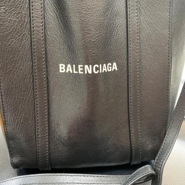 BALENCIAGA BAG(バレンシアガバッグ)のteam様専用‼️‼️バレンシアガ トートXXS❤️ブラック^_^定番人気❤️ レディースのバッグ(トートバッグ)の商品写真