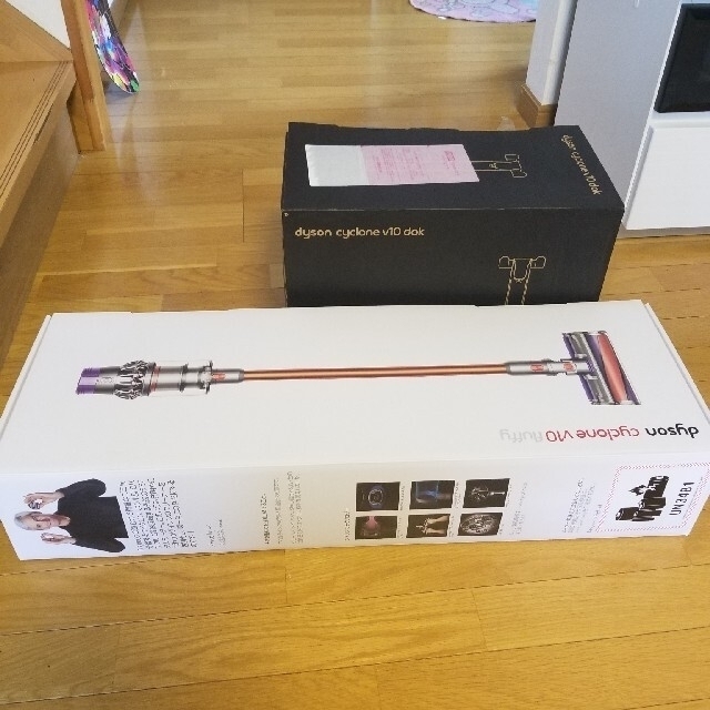 ダイソン  Dyson v10fluffyとv10doxセット