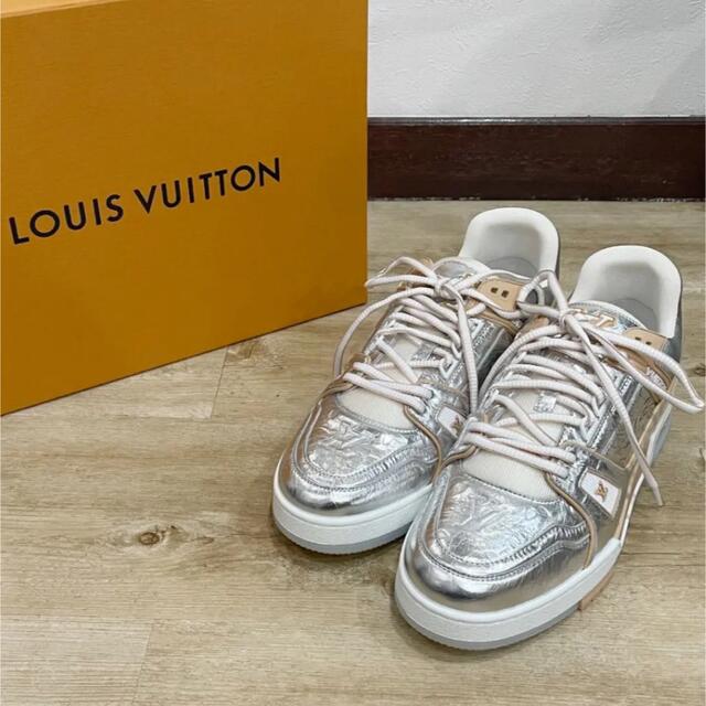 LOUIS VUITTON(ルイヴィトン)のLOUIS VUITTON ルイヴィトン スニーカー トレイナーライン メンズの靴/シューズ(スニーカー)の商品写真