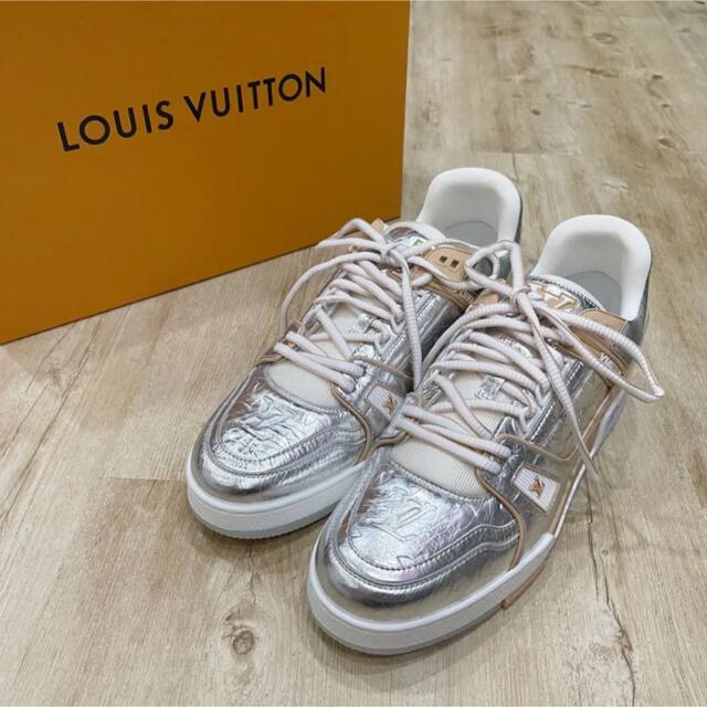 LOUIS VUITTON(ルイヴィトン)のLOUIS VUITTON ルイヴィトン スニーカー トレイナーライン メンズの靴/シューズ(スニーカー)の商品写真