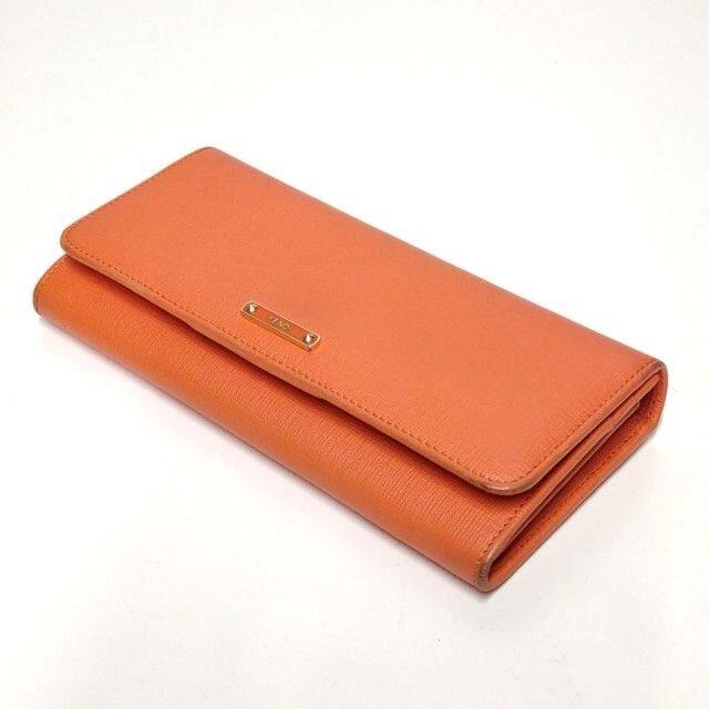 FENDI(フェンディ)のフェンディ　FENDI　長財布　オレンジ　WJ032 レディースのファッション小物(財布)の商品写真