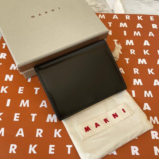 新品 MARNI グロスレザー ミニウォレット 折り財布 二つ折り