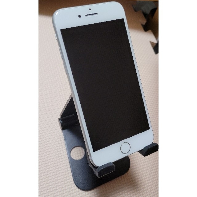 外見良品！ au iPhon8 64GB [利用制限:○]、SIMロック有りiPhone