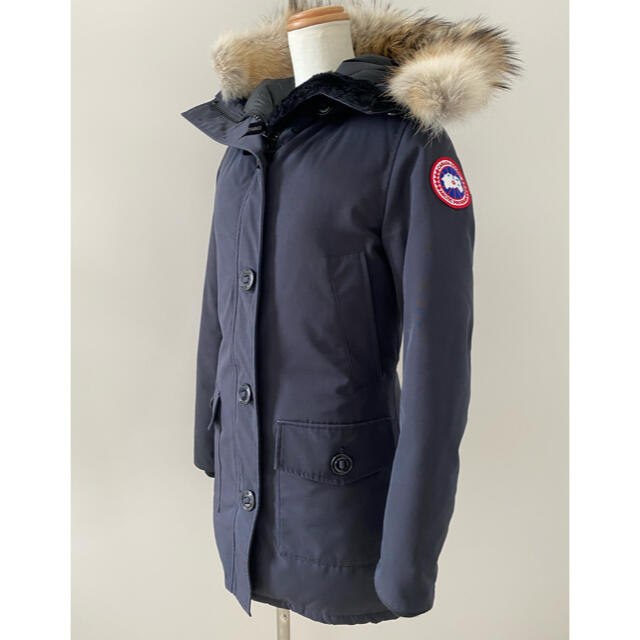 CANADA GOOSE(カナダグース)のカナダグース✨レディースXS⛄️ネイビー レディースのジャケット/アウター(ダウンジャケット)の商品写真