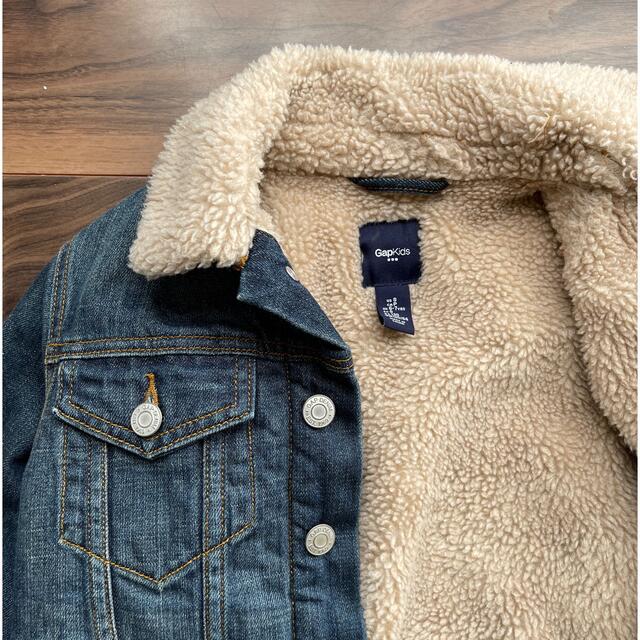 GAP Kids(ギャップキッズ)のギャップ キッズ Gジャン デニム ジャケット ボア 120 キッズ/ベビー/マタニティのキッズ服男の子用(90cm~)(ジャケット/上着)の商品写真