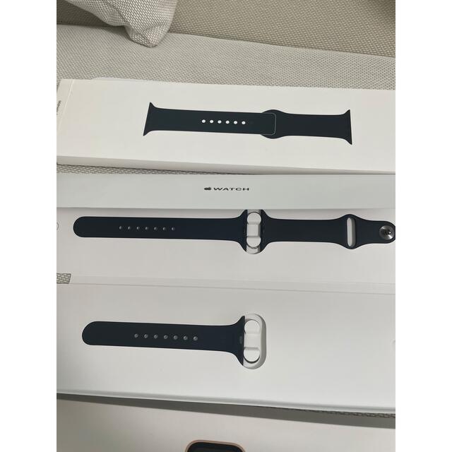 新品未使用　Apple Watch SE  40mm ゴールドアルミニウムケース スマホ/家電/カメラのスマートフォン/携帯電話(その他)の商品写真