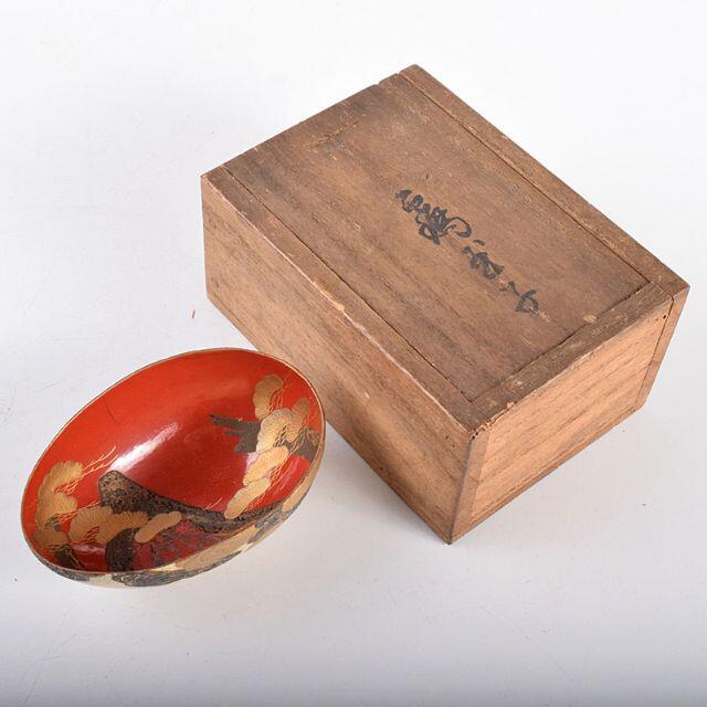朱塗 金蒔絵山水文 卵殻盃 時代箱付 V R4157の通販 by 朱塗 金蒔絵山水文 卵殻盃 時代箱付 V R4157の通販 by