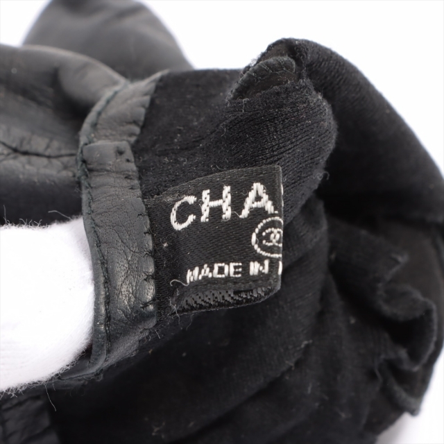 CHANEL(シャネル)のシャネル  ラムスキン  ブラック ユニセックス 手袋 レディースのファッション小物(手袋)の商品写真